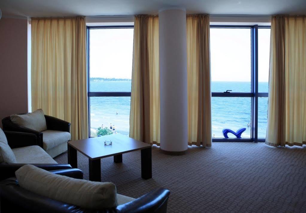 Hotel Bijou 라브다 외부 사진
